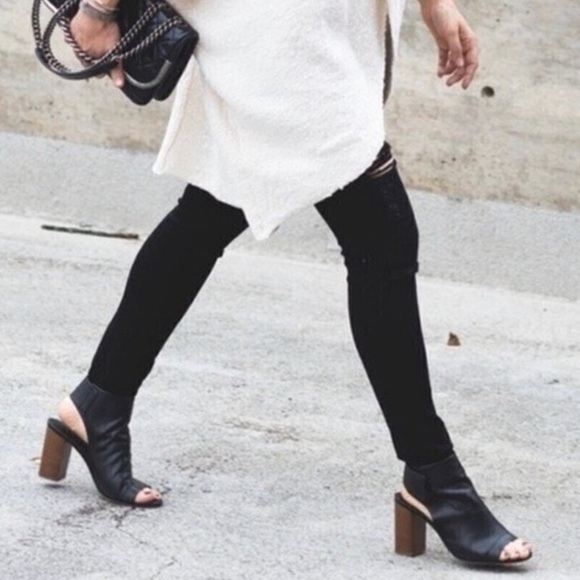 Vince Size 9.5M Black Leather Open Toe Block Heels Slingback Sandals Bootie - Picture 2 of 15